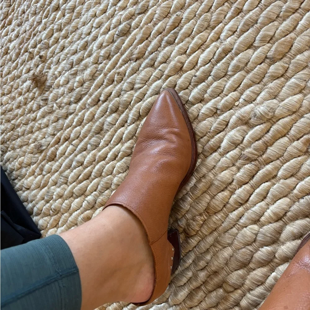 Dolce Vita Tan Leather Mules with Studded Heel - Picture 4 of 4